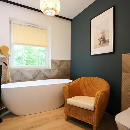 Panorama Z Widokiem Na Jezioro 아파트 오스트로다